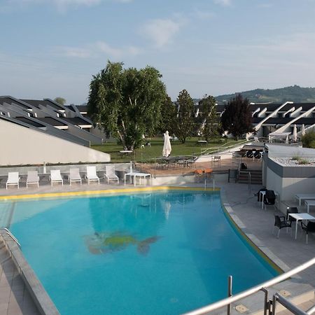Alba Hotel Екстериор снимка
