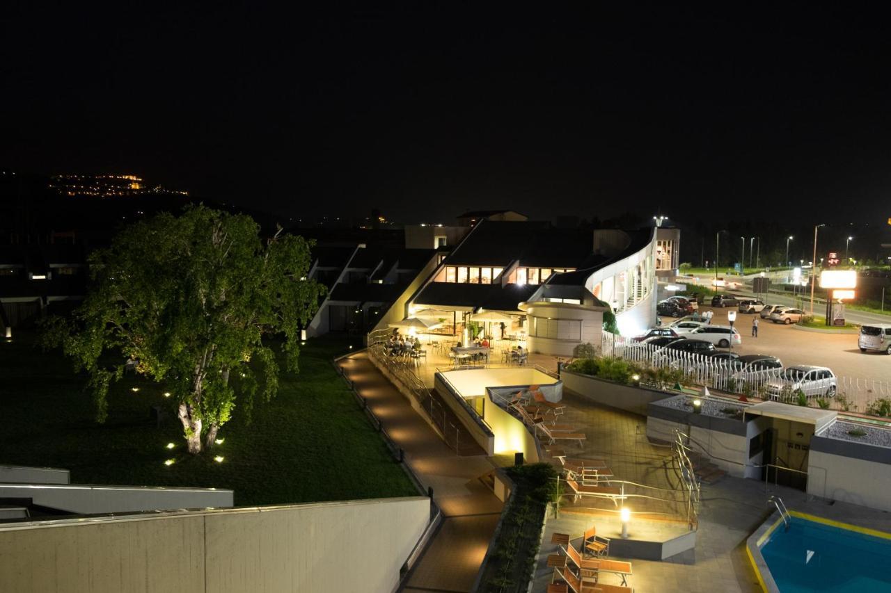 Alba Hotel Екстериор снимка