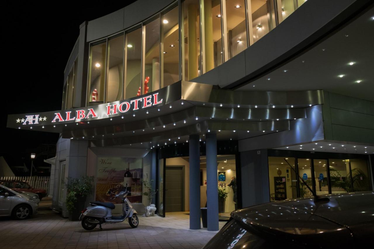 Alba Hotel Екстериор снимка