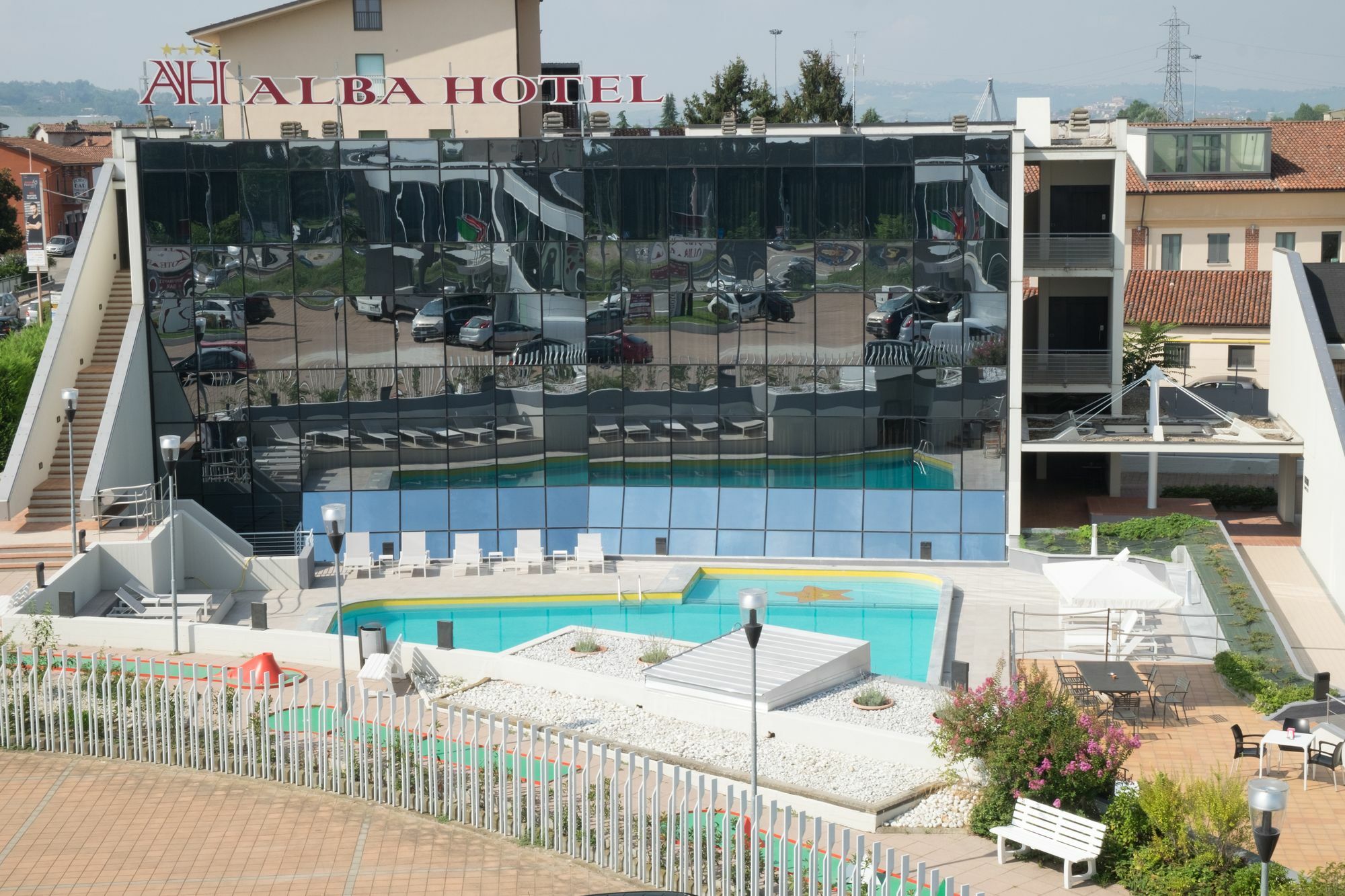 Alba Hotel Екстериор снимка
